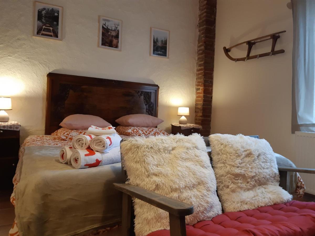 Bnb Ferme Beauregard Les Pyrenees Artigat Kültér fotó