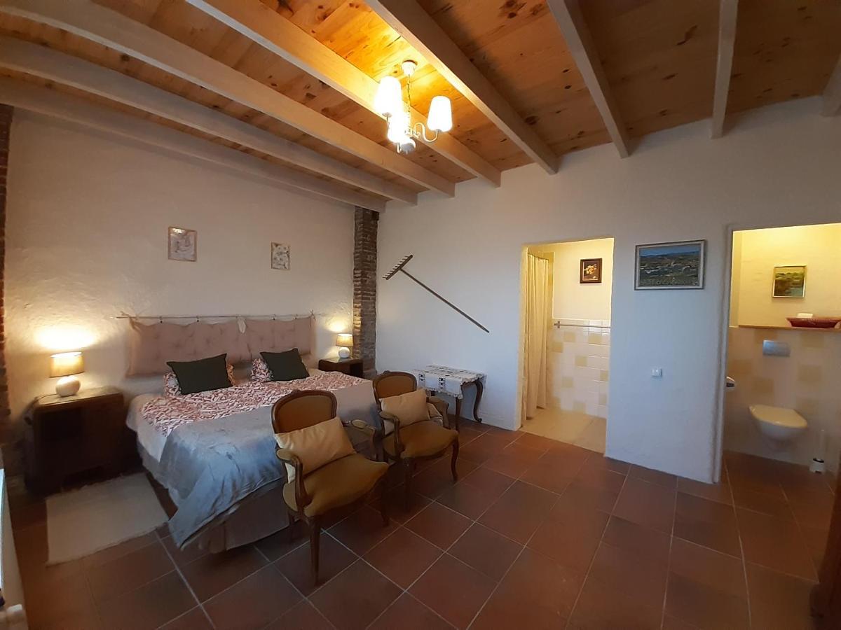 Bnb Ferme Beauregard Les Pyrenees Artigat Kültér fotó