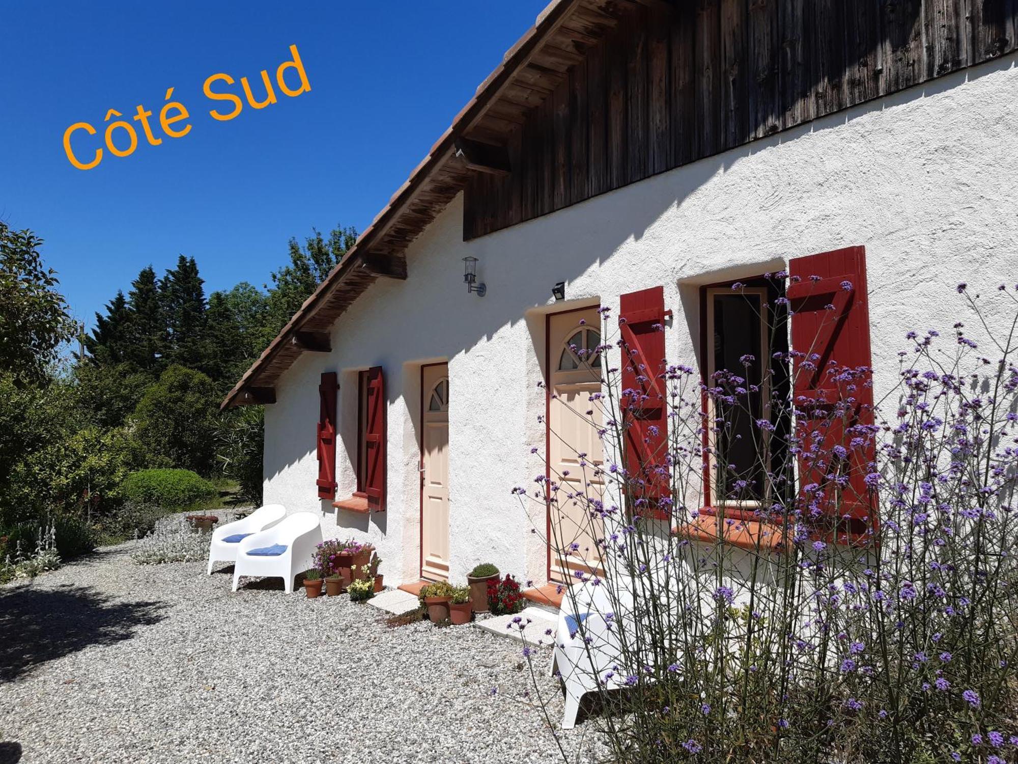 Bnb Ferme Beauregard Les Pyrenees Artigat Kültér fotó